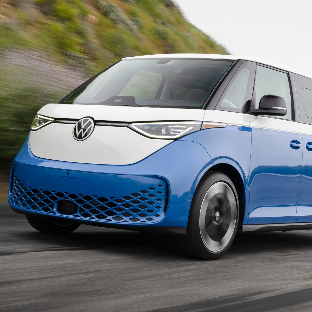 2025 Volkswagen ID. Buzz LWB Brings More Of Everything