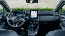 Foto - Renault Clio E-Tech Hybrid (2023), prova su strada