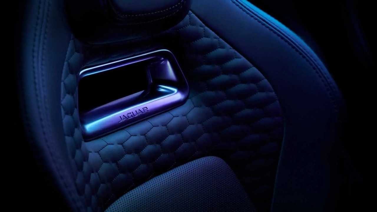 Jaguar F-TYPE 75
