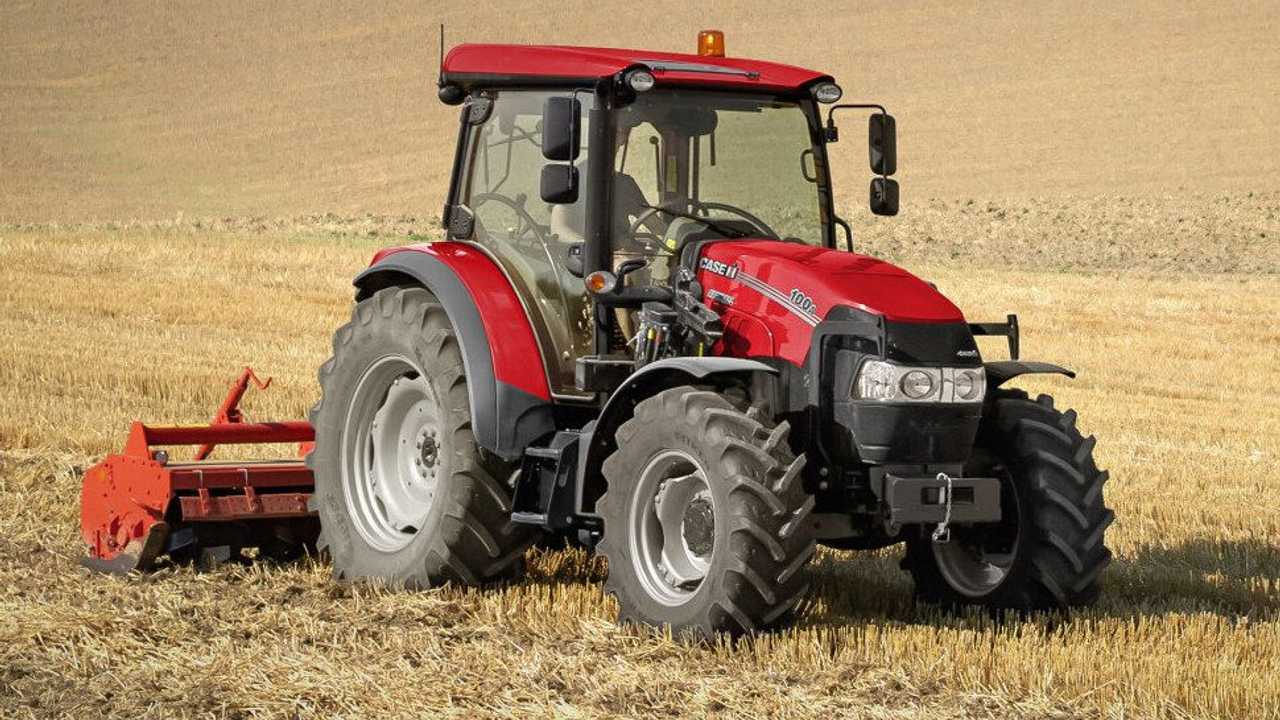 4bb2cb8d-case-ih_farmall_a_on-the-field_fin (2)