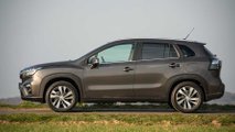 Suzuki S-Cross (2022) als Vollhybrid