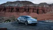 Tesla Model Y a 7 posti