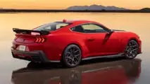 Ford Mustang Dark Horse SC arrière 3/4 2026