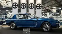 O brasileiro Brasinca 4200 GT _Uirapuru_ no Salão de 1964
