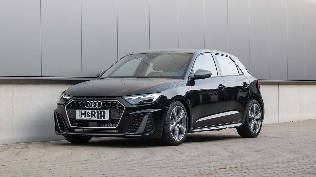 Audi a1 40tfsi - front 