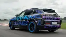 Porsche Cayenne Electric nel Porsche Experience Center di Lipsia