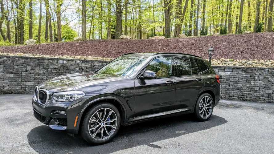 first-drive-2020-bmw-x3-xdrive30e-phev-driving-review-and-walkaround-video