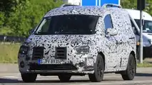 Mercedes Citan (2021) auf neuen Erlkönigbildern