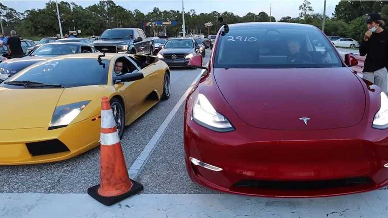 Watch Tesla Model Y Drag Race Lamborghini Murciélago