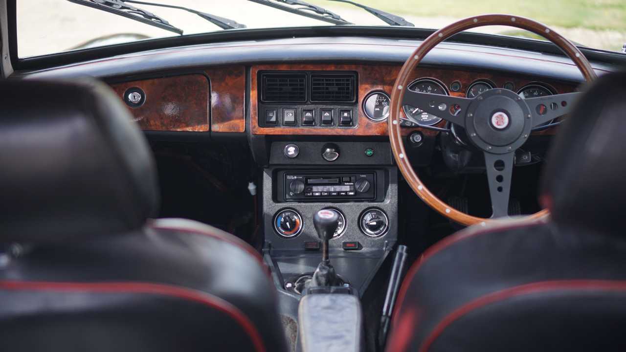 1981 MGB GT V8 SEC