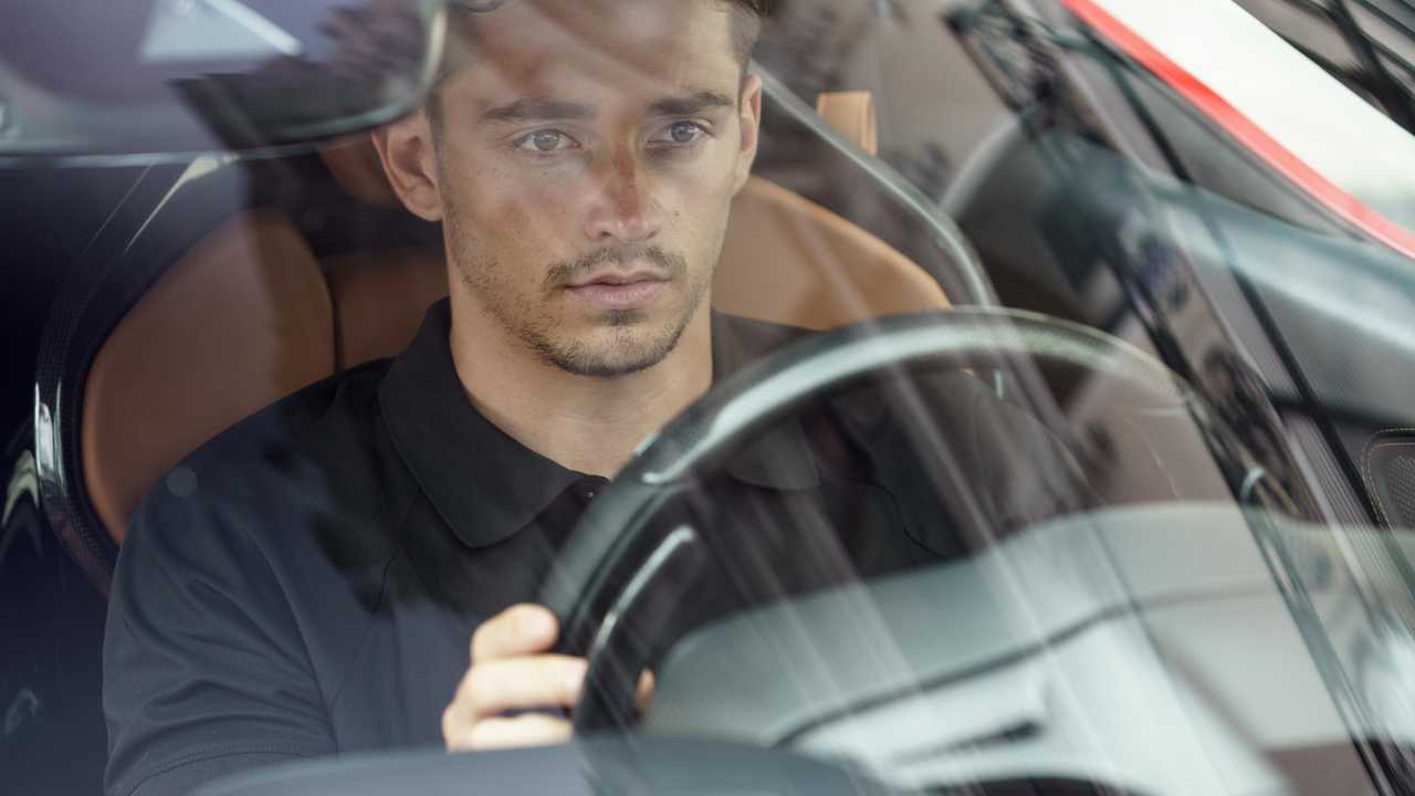Charles Leclerc clore le GP de Monaco dans une Ferrari SF90 Stradale