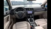 Nuova Volkswagen Golf Variant - Le Foto