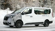 2020 makyajlı Renault Traffic Casus Fotoğraflar