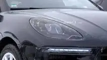 2019 Porsche Macan facelift spy photo