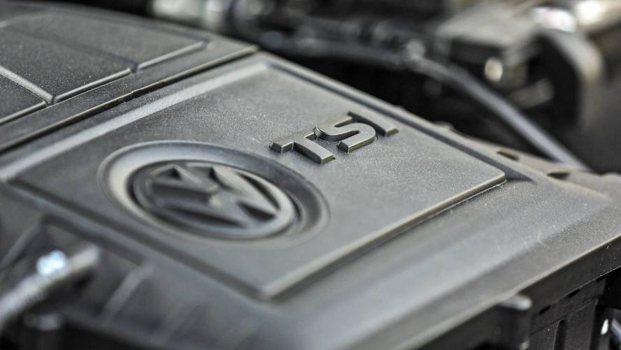 Comparativo VW Virtus x Toyota Corolla