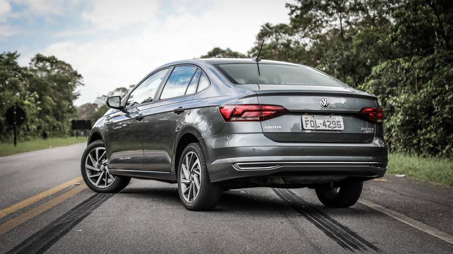 Comparativo Fiat Cronos x VW Virtus x Honda City