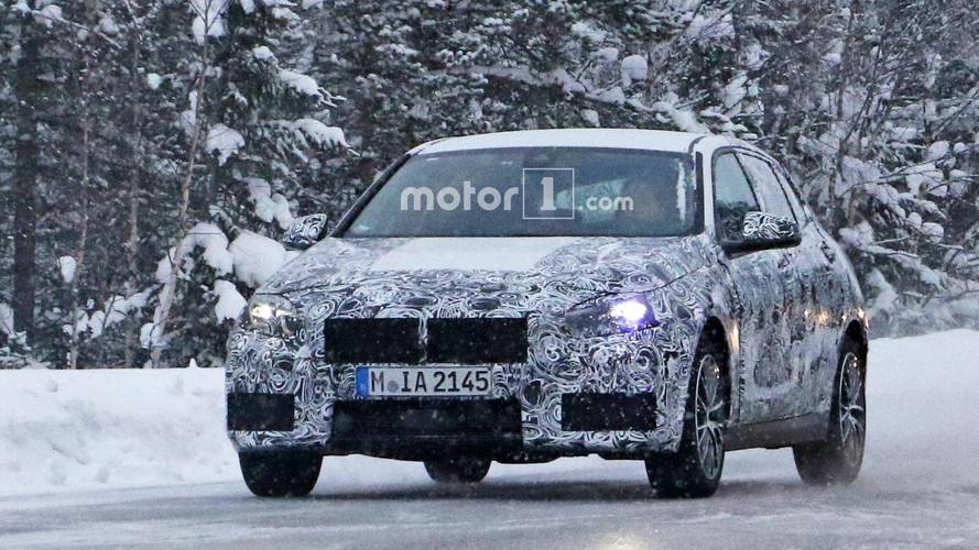 BMW 1 Series spotted with production rear lights Photos