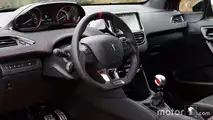Peugeot 208 GTi by Peugeot Sport