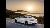 Yeni Mercedes C63 Coupe farkını hissettiriyor