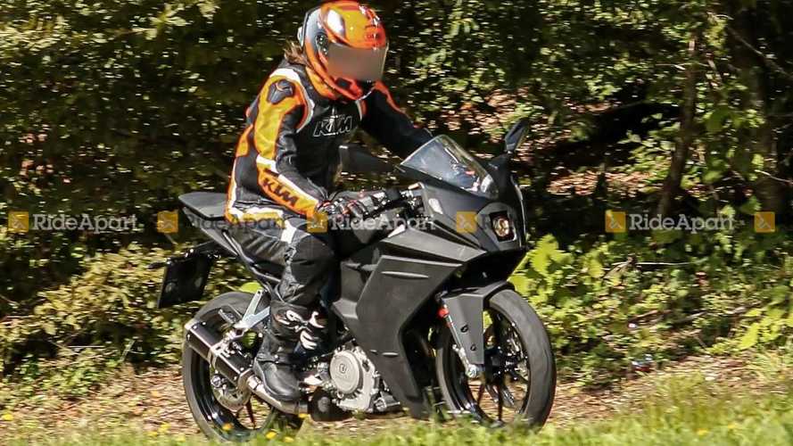 KTM RC 390 2022 Hampir Dirilis, Entry-level tapi Fiturnya Lengkap