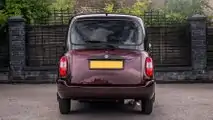 Kahn Design'ın Modifiye Ettiği Lüks Londra Taksisi