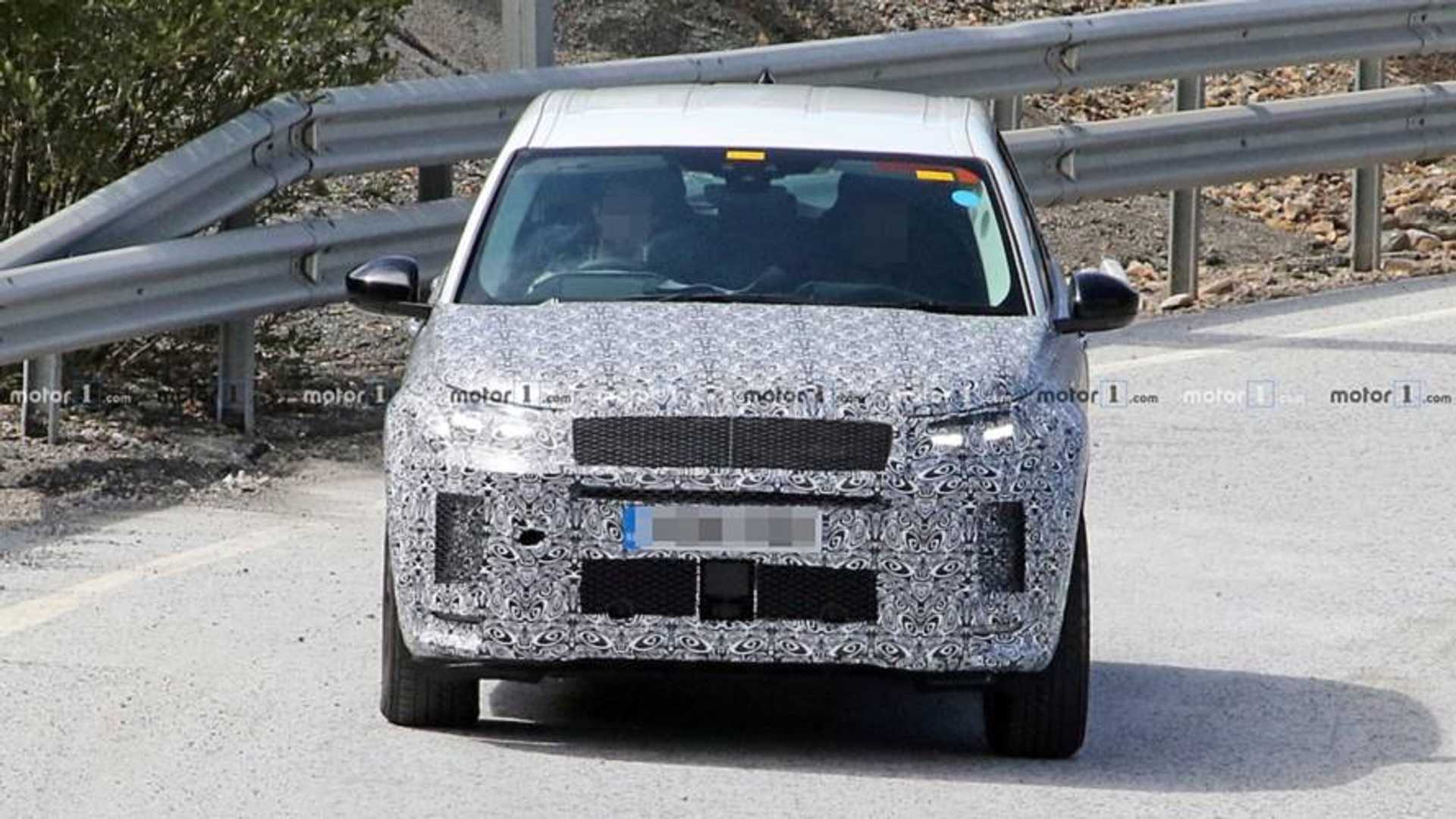 2019-land-rover-discovery-sport-spy-phot