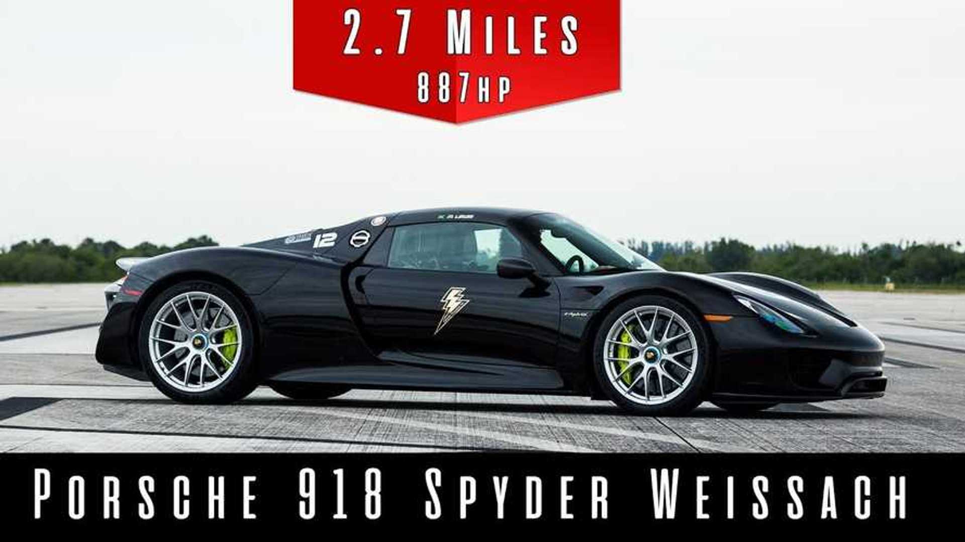 Even Rain Can T Prevent Porsche 918 Spyder From Hitting 207 Mph
