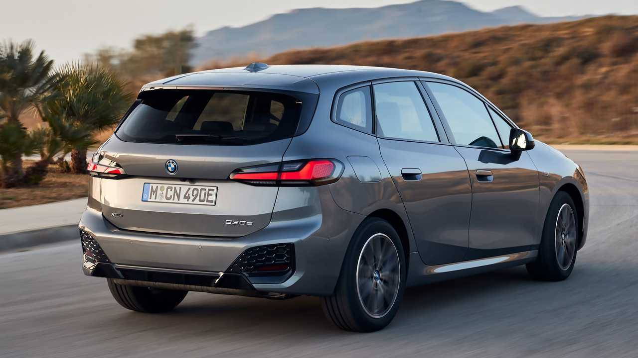 BMW 230e xDrive PHEV Active Tourer (2022) im Test