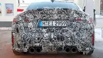 Foto spia retrovisore BMW M4 CSL 2023