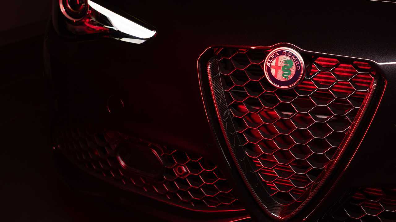 Alfa Romeo Giulia y Stelvio Estrema