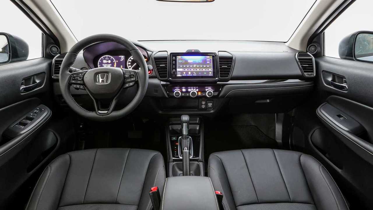Comparativo: Honda City Hatchback Touring vs. Fiat Pulse Impetus