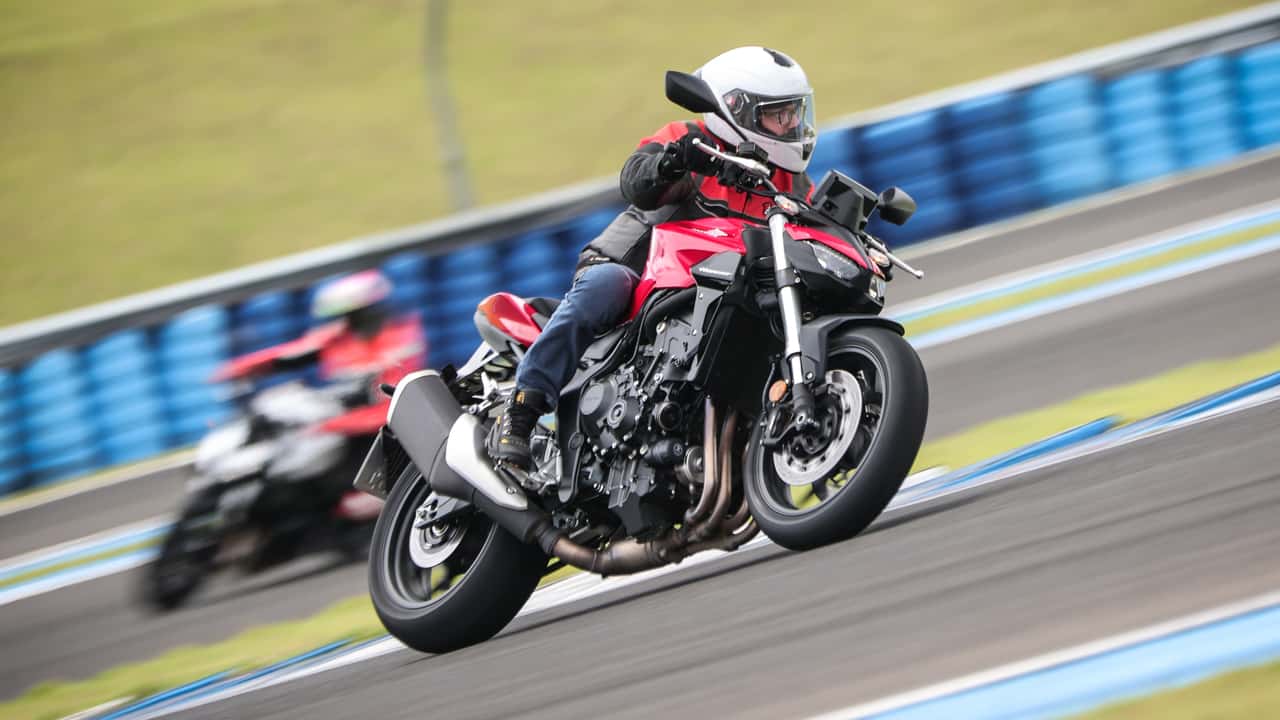 Honda CB 1000 Hornet - Primeiras impressões