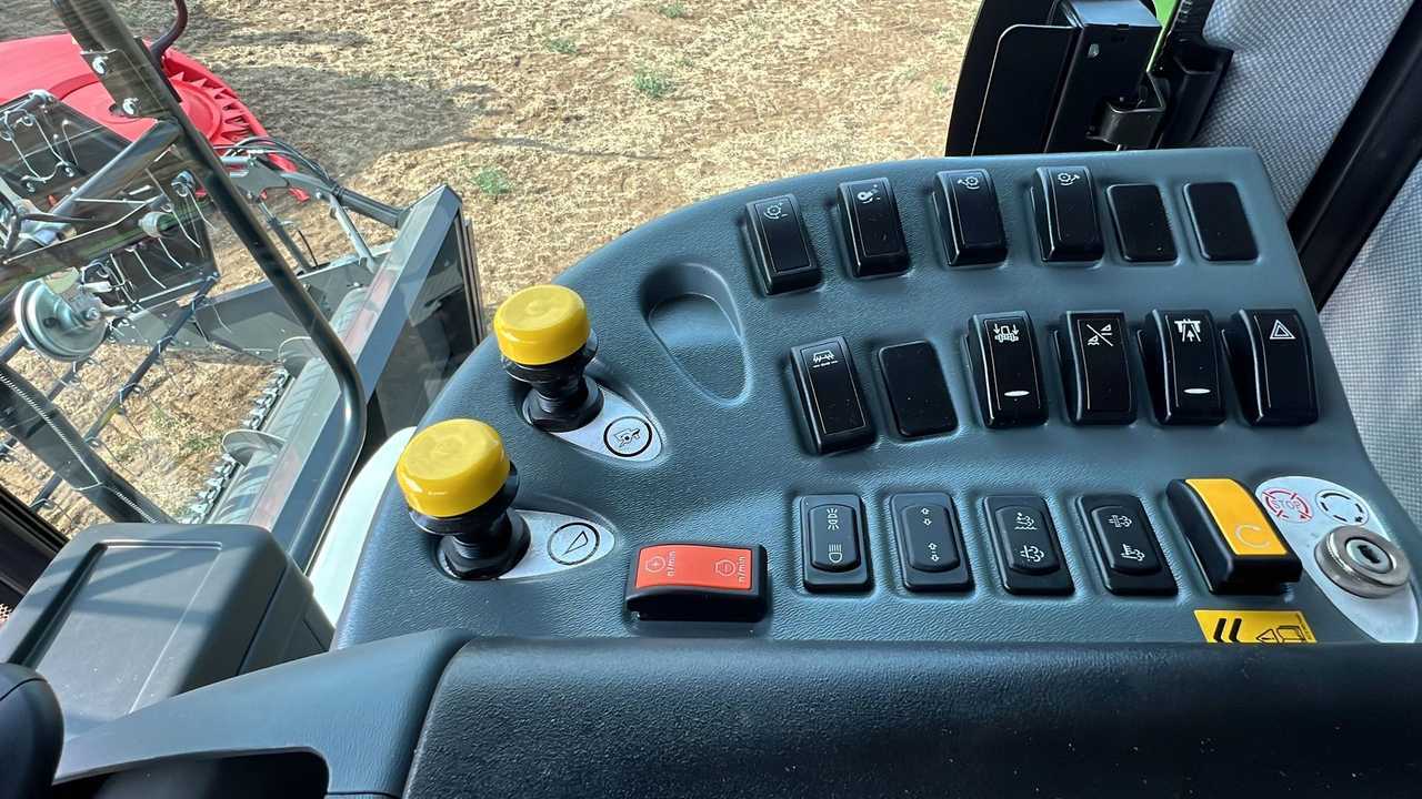 Nuova mietitrebbia Fendt Corus 500 MY 2023