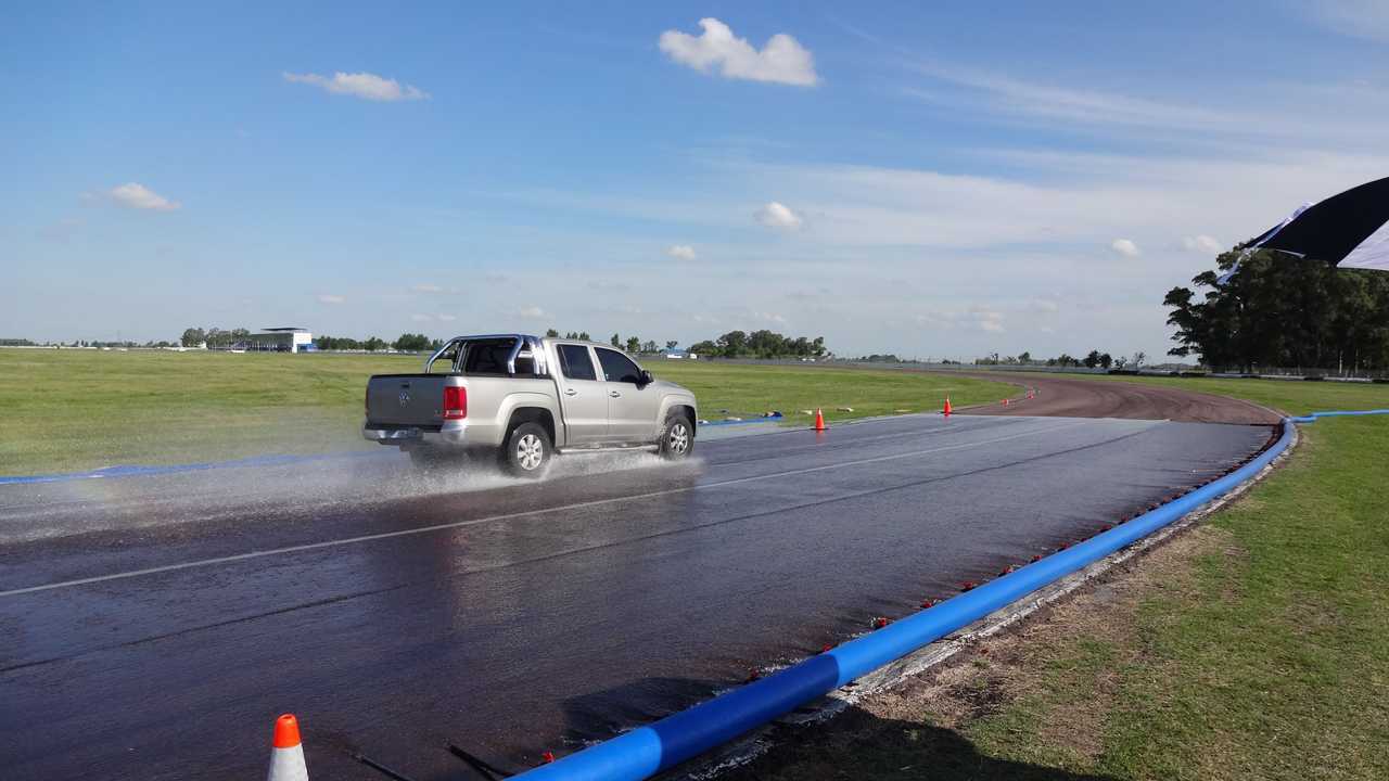 MICHELIN - Aquaplaning (Foto 3)