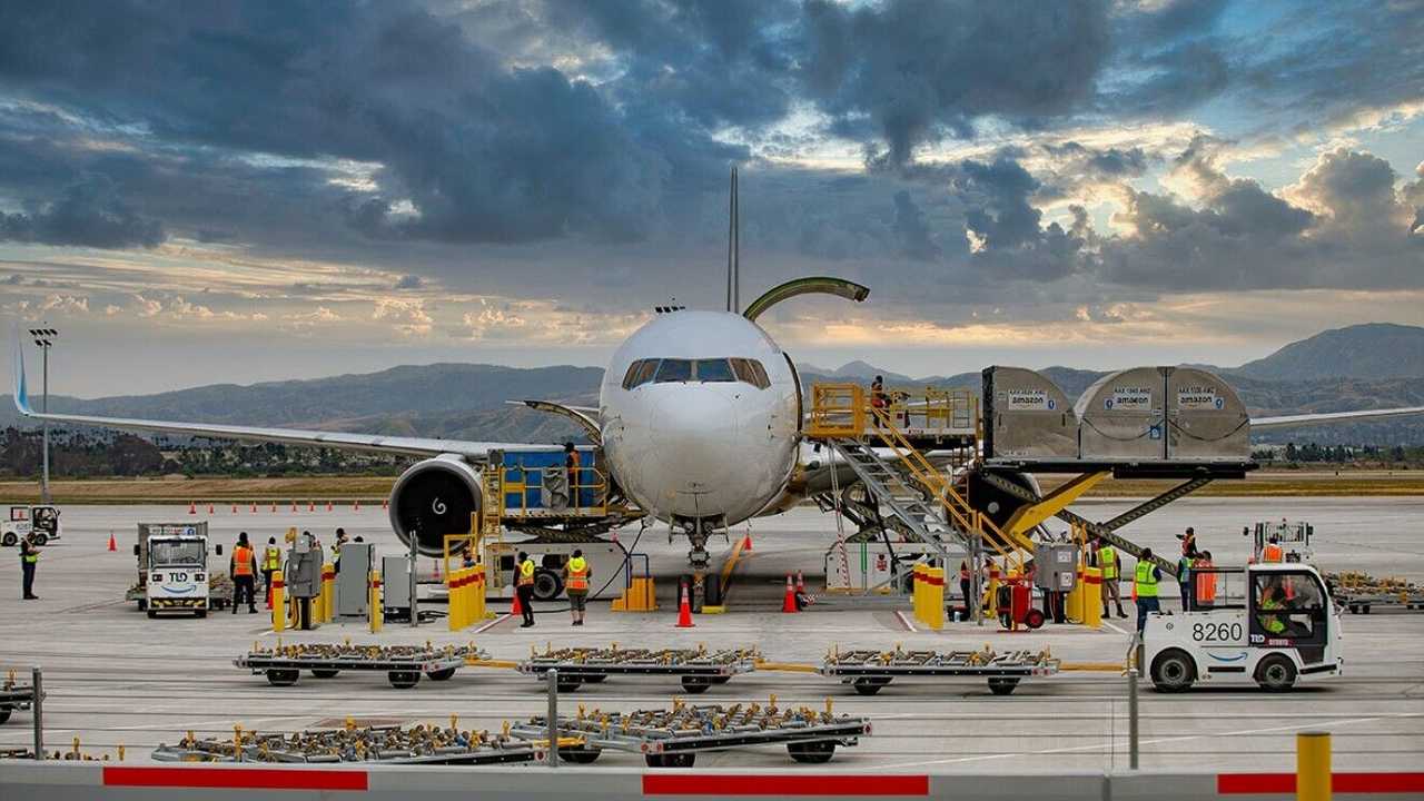 FUEGO ELÉCTRICO AEROPUERTOS (4)