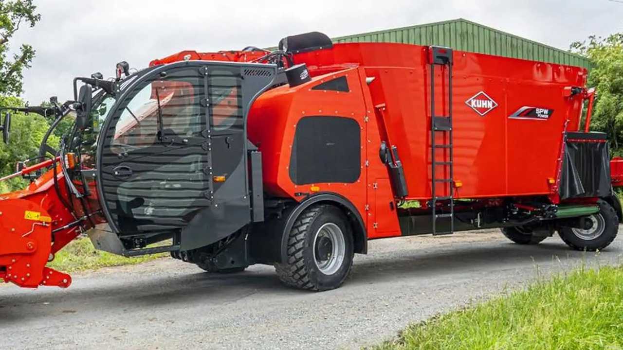 Kuhn SPW POWER: il carro miscelatore per stalle grandi