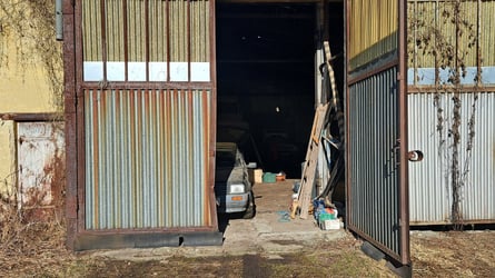 La Seat Ibiza abbandonata in Ungheria