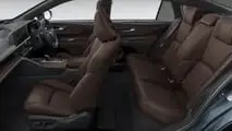 Berline Toyota Crown 2024 (JDM)