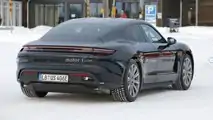 2024 Porsche Taycan facelift spy photo
