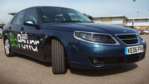 Saab 9-5 BioPower at First UK E85 Pump