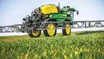 John Deere entra nel business delle irroratrici semoventi in Italia con la nuova 300M