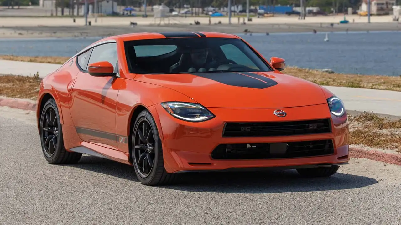 https://cdn.motor1.com/images/mgl/g4MBRP/s3/2024-nissan-z-heritage-edition.webp