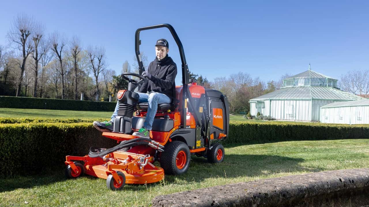 Kubota FC2-221: nuovo rasaerba piatto frontare MY 2025