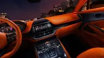 Aston Martin DBX707 (2024)