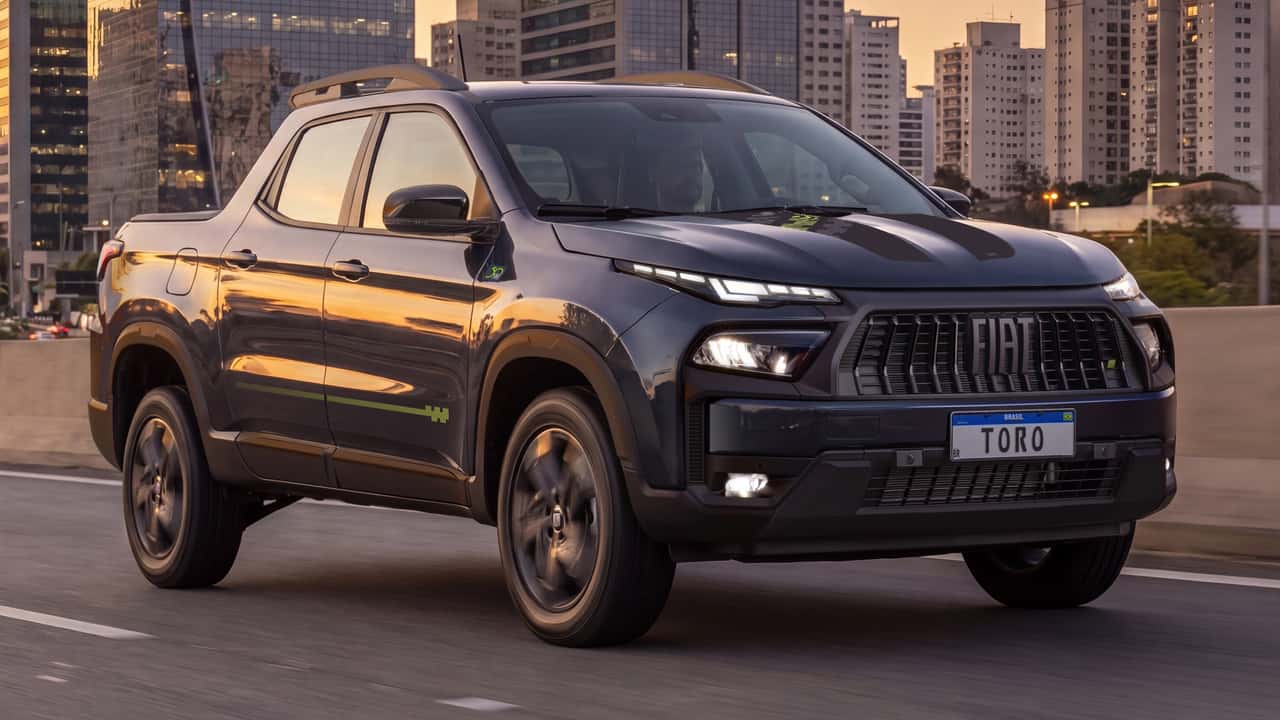 Fiat Toro Volcano T270 Hybrid 50 anos