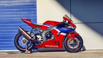 Honda CBR 1000 RR-R Fireblade SP 12