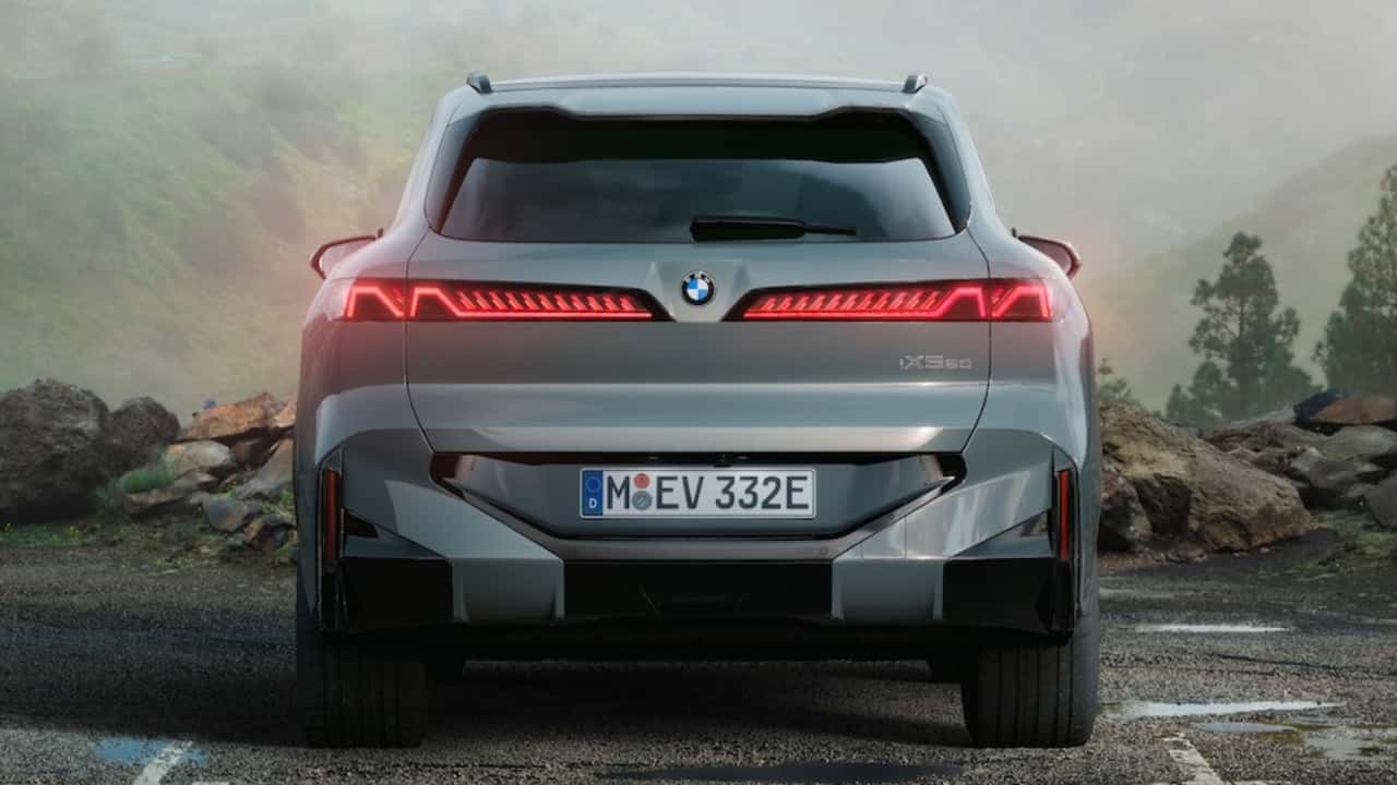 2027 BMW iX5
