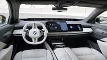 BMW Serie 7 (2026), interni e bagagliaio