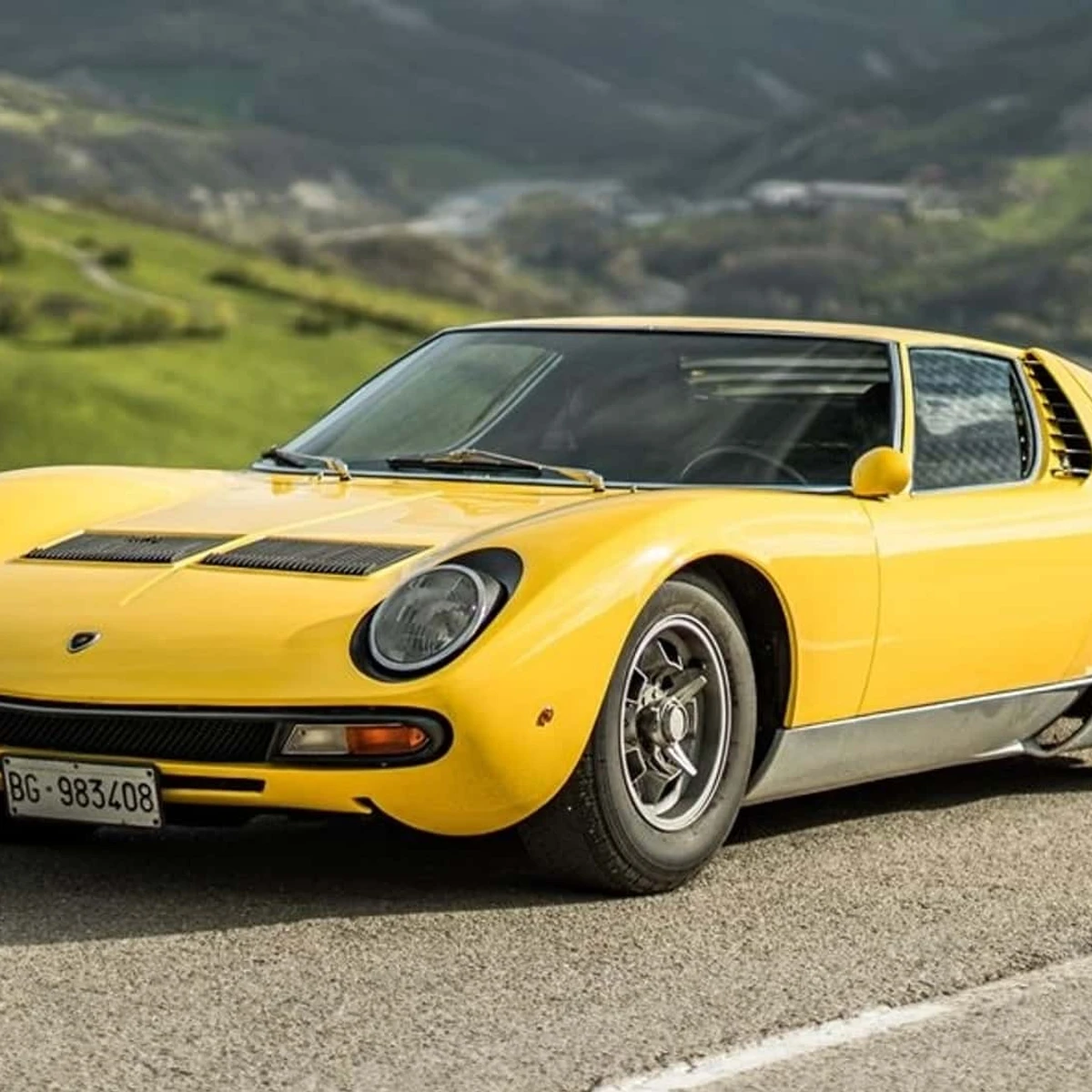 lamborghini-miura.webp