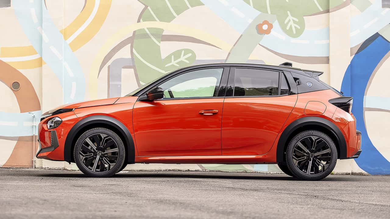 Lancia Ypsilon Turbo 100, prezzi e allestimenti con il cambio manuale